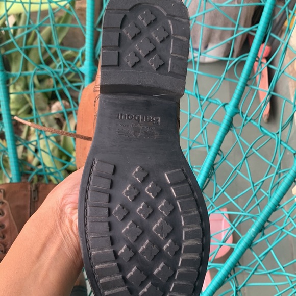 STEVE MADDEN BOOTS: red/deep pink color. stylish with laces; wear with zips - Picture 13 of 15